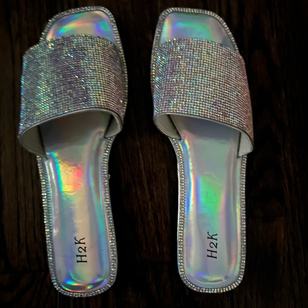 H2K Rinestone Flat Slides